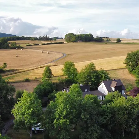 Sauerland-almwinterberg * Hallenberg
